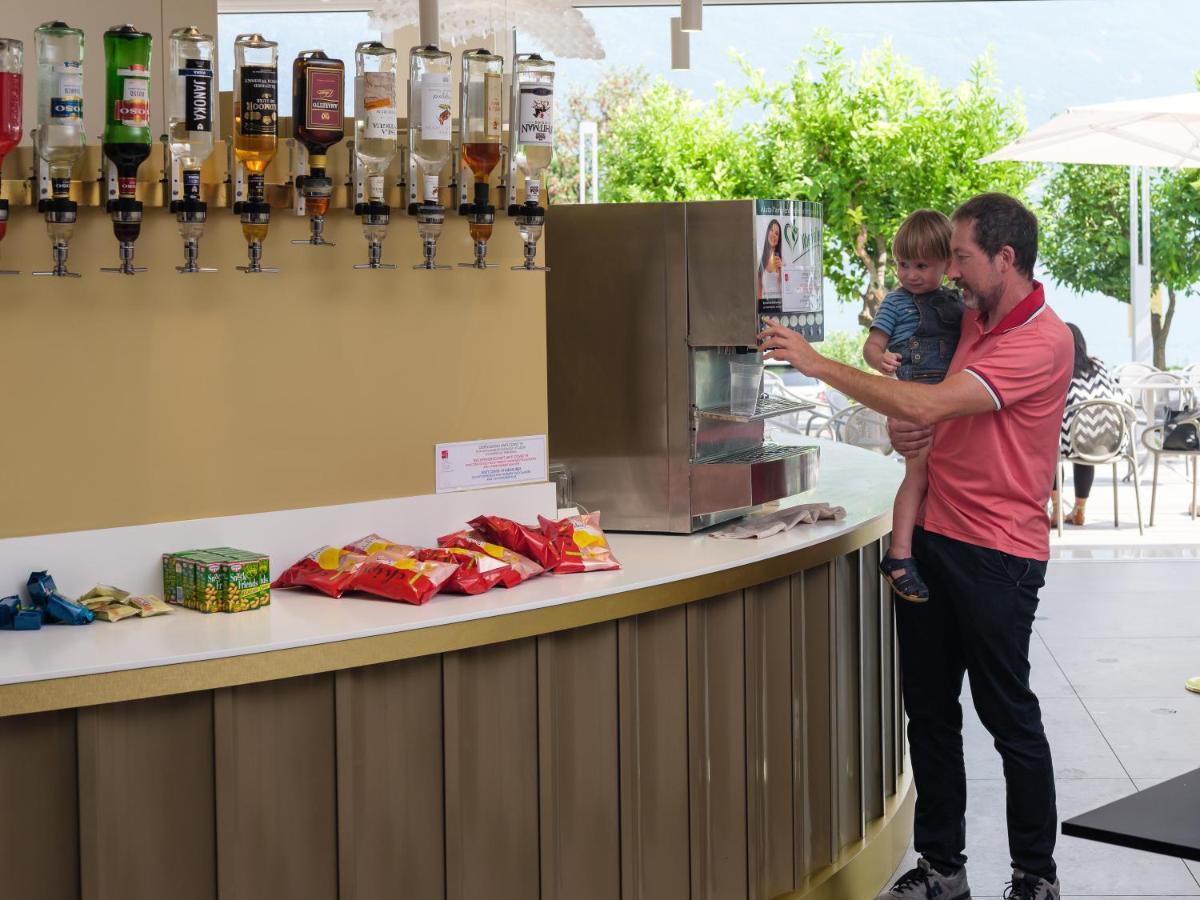 Hotel Leonardo Da Vinci Limone sul Garda Exterior photo