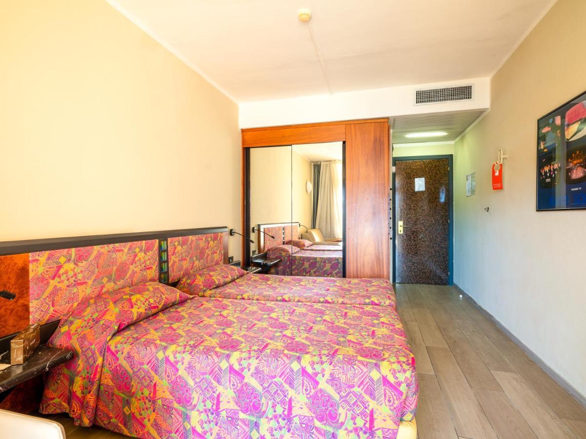 Hotel Leonardo Da Vinci Limone sul Garda Exterior photo