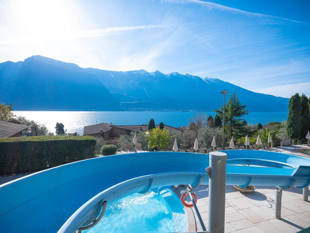 Hotel Leonardo Da Vinci Limone sul Garda Exterior photo